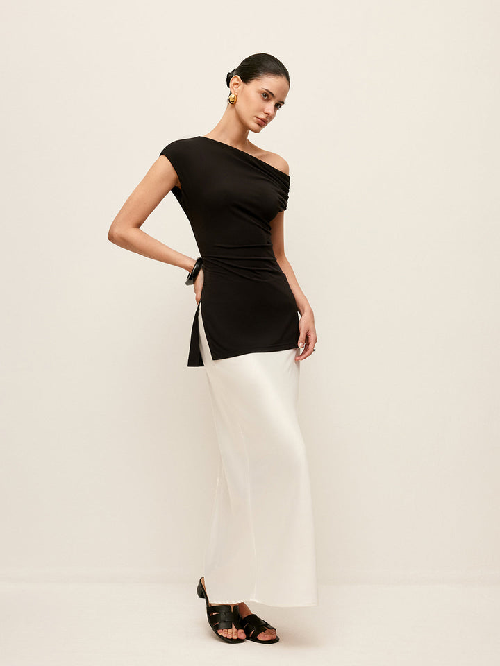 Blouse à col asymétrique et fente