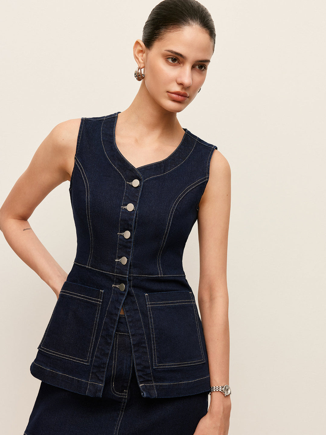 Gilet en jean à boutons avec poches