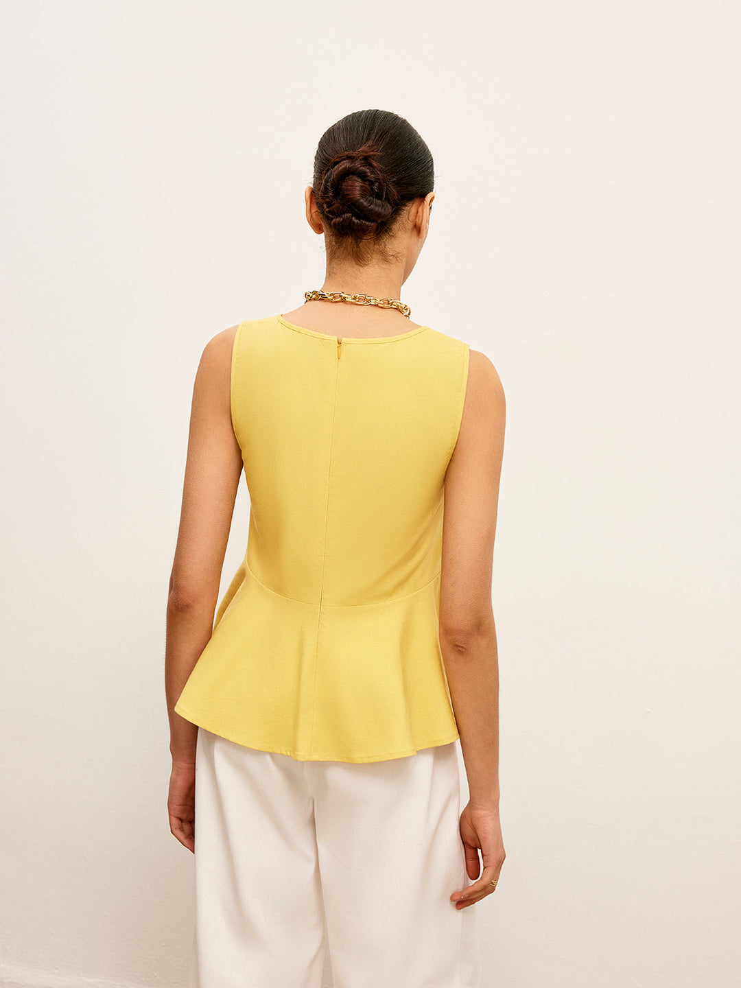 Haut péplum en coton et lin à encolure en V