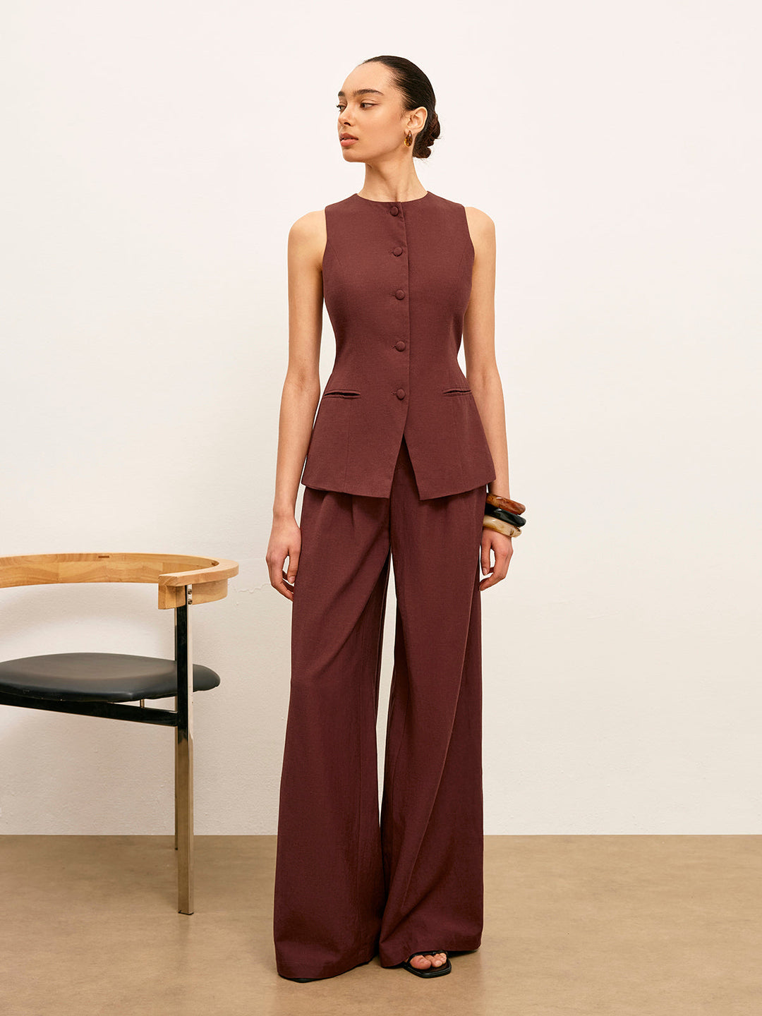 Gilet Boutonné avec Détails de Poche