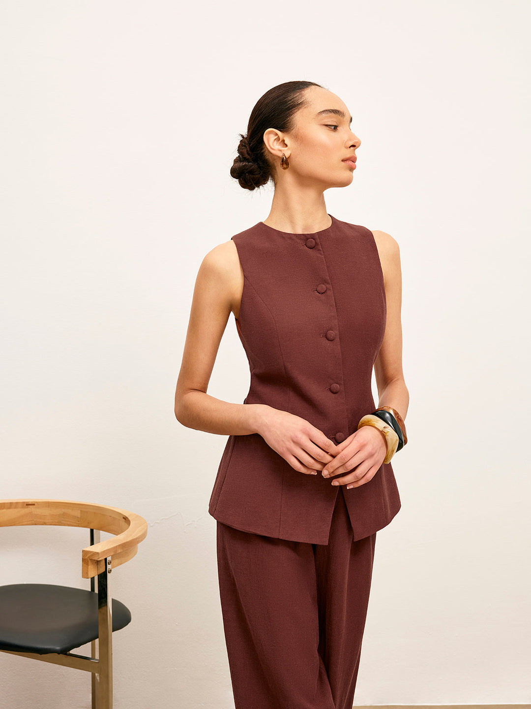 Gilet Boutonné avec Détails de Poche