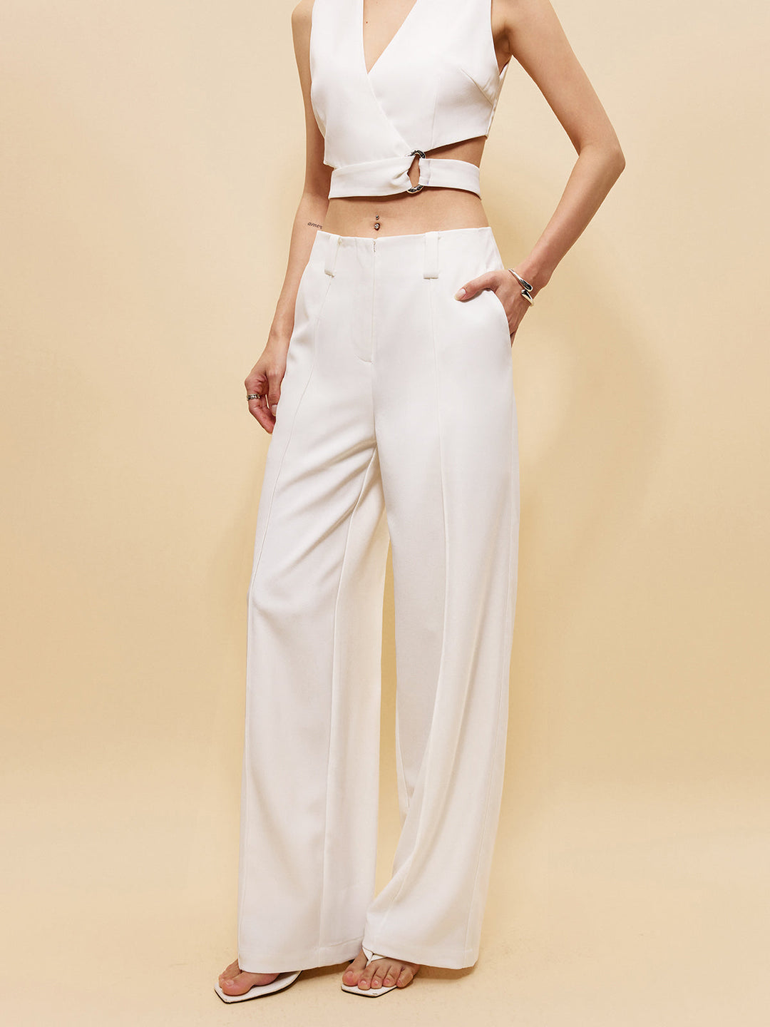 Pantalon à poches mi-taille sans ceinture