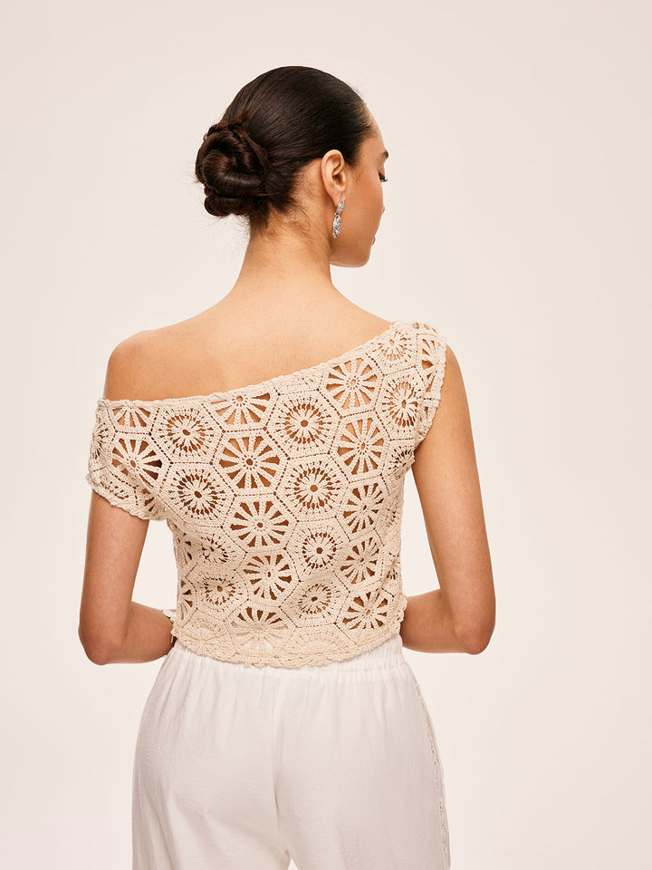 Haut en Crochet Asymétrique Semi-Transparent Décolleté Bardot