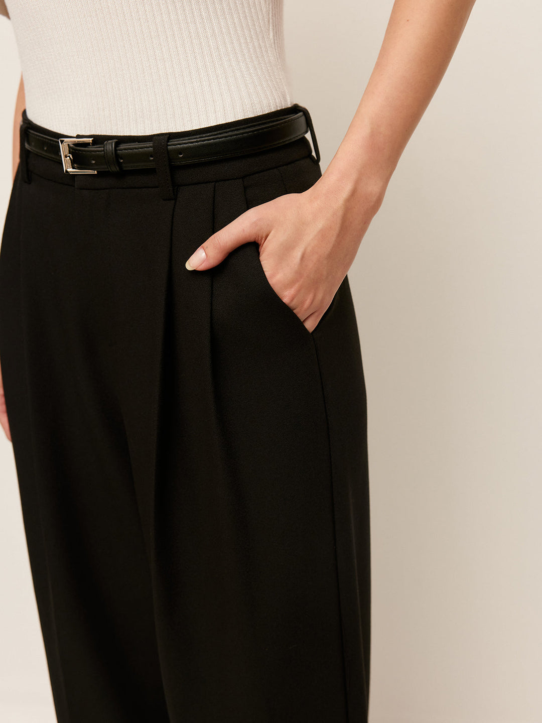 Pantalon Palazzo à Taille Haute et Ceinture avec Poches
