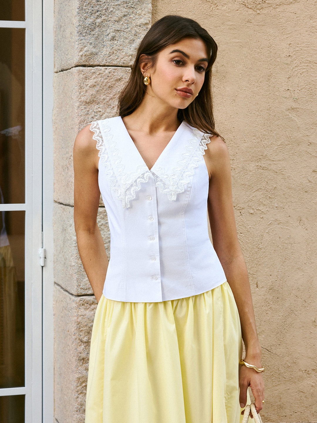 Haut en Coton et Lin avec Broderie en Dentelle
