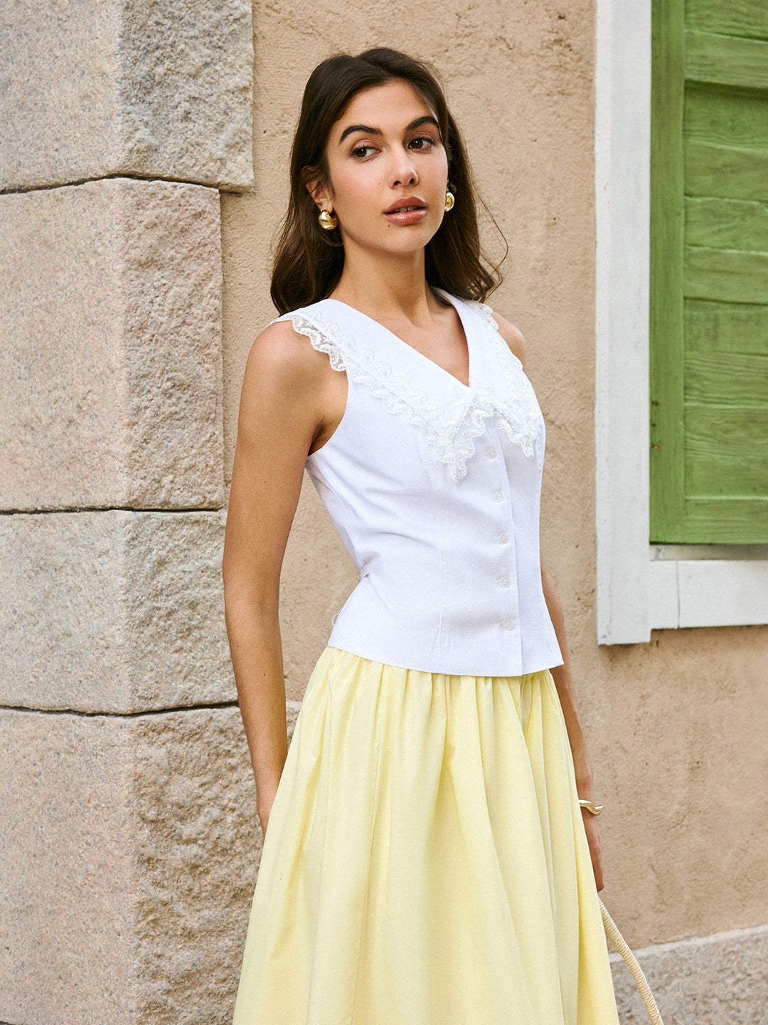 Haut en Coton et Lin avec Broderie en Dentelle