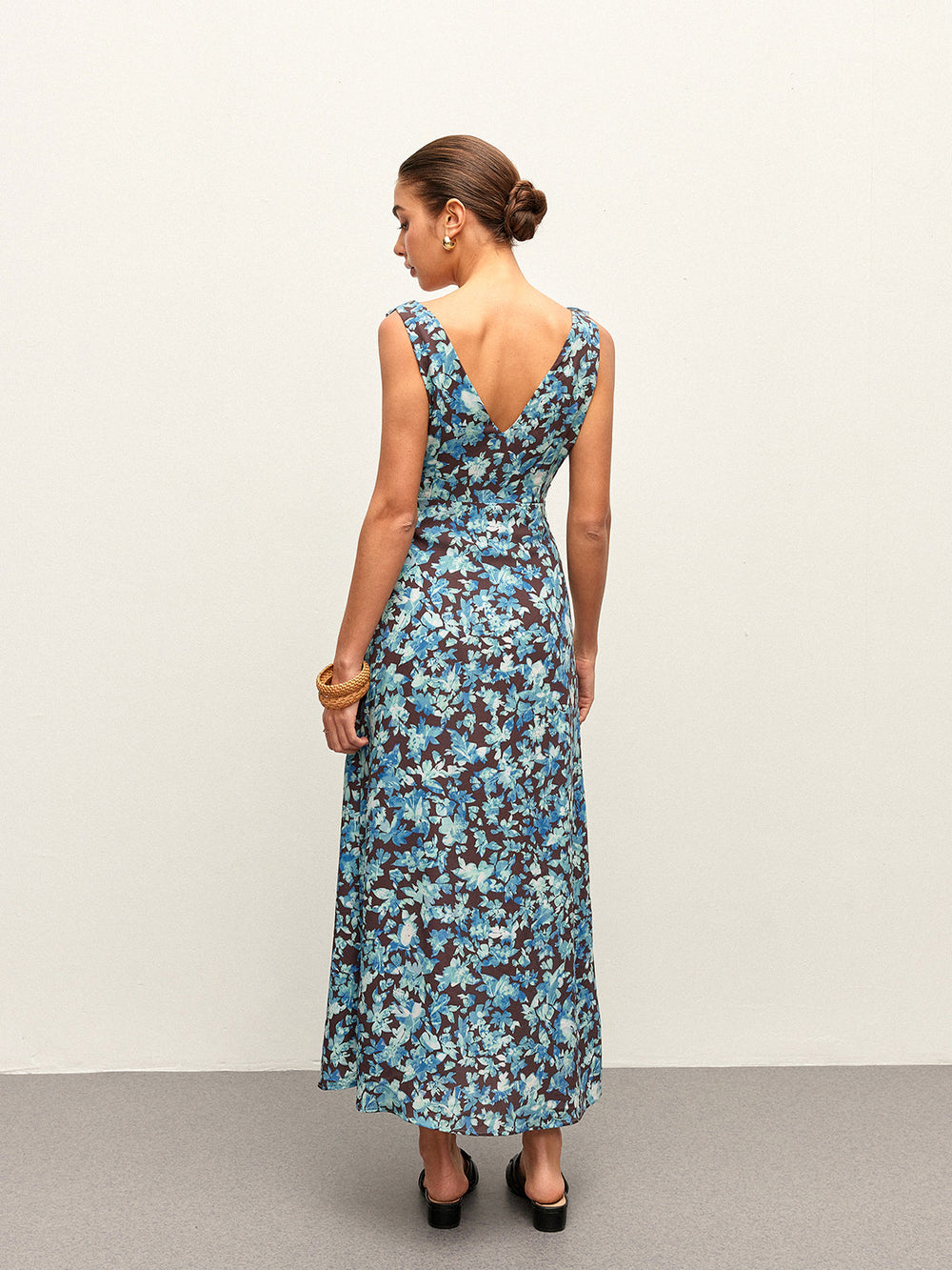 Robe Mi-Longue à Col en V et Bordure Festonnée Florale avec Fermeture Éclair