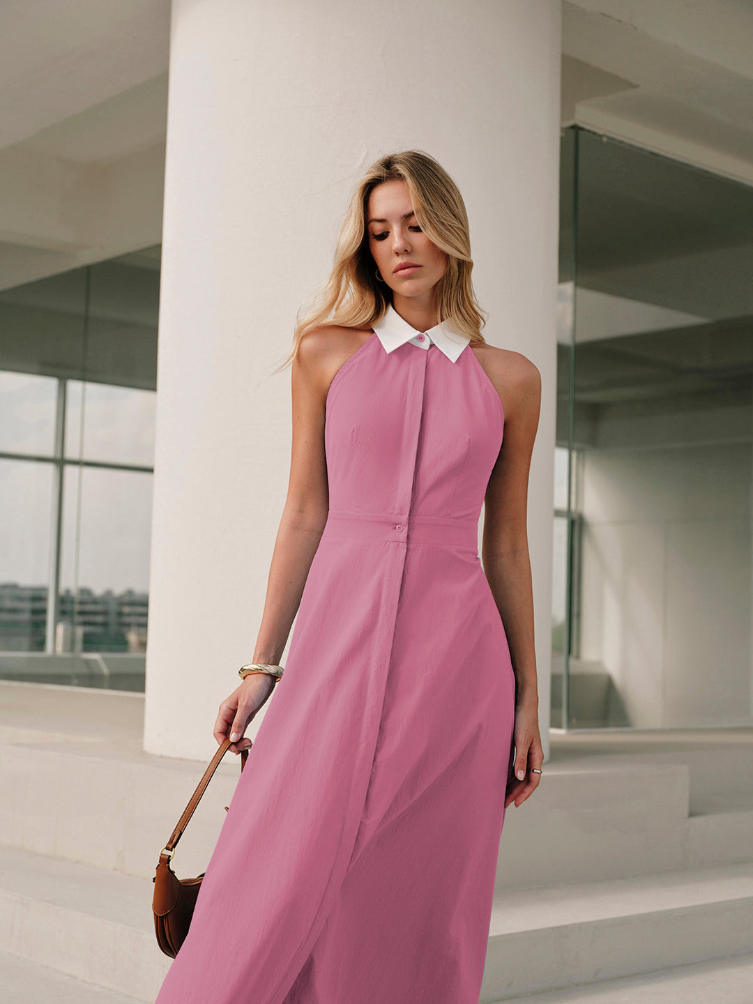 Robe Sans Manches à Col Boutonné