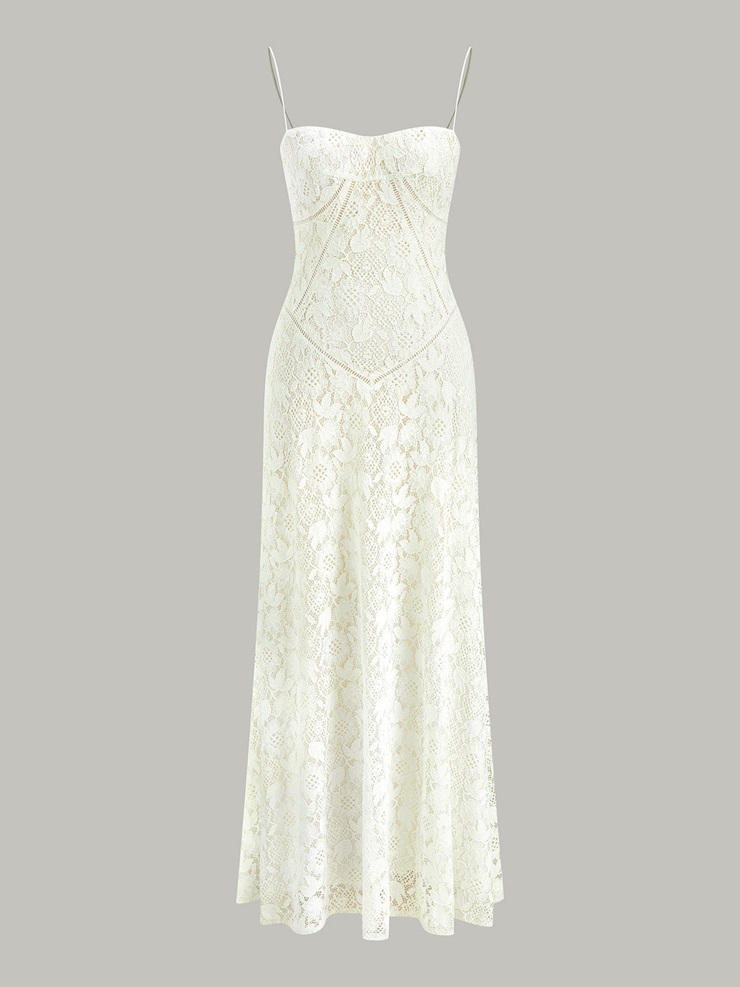 Robe à fines bretelles en dentelle
