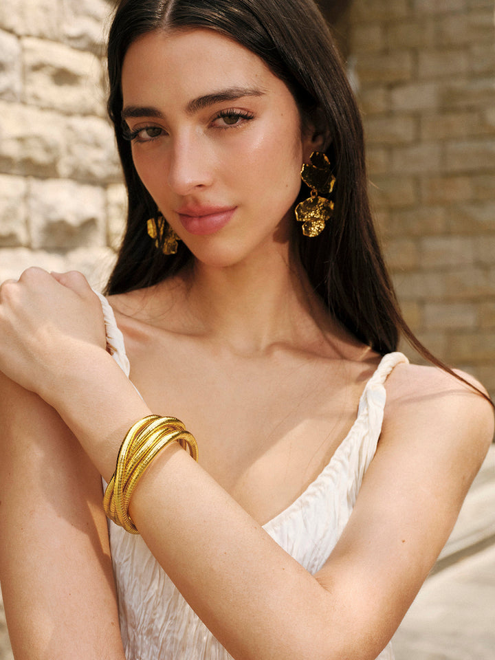 Collier torsadé et malléable doré