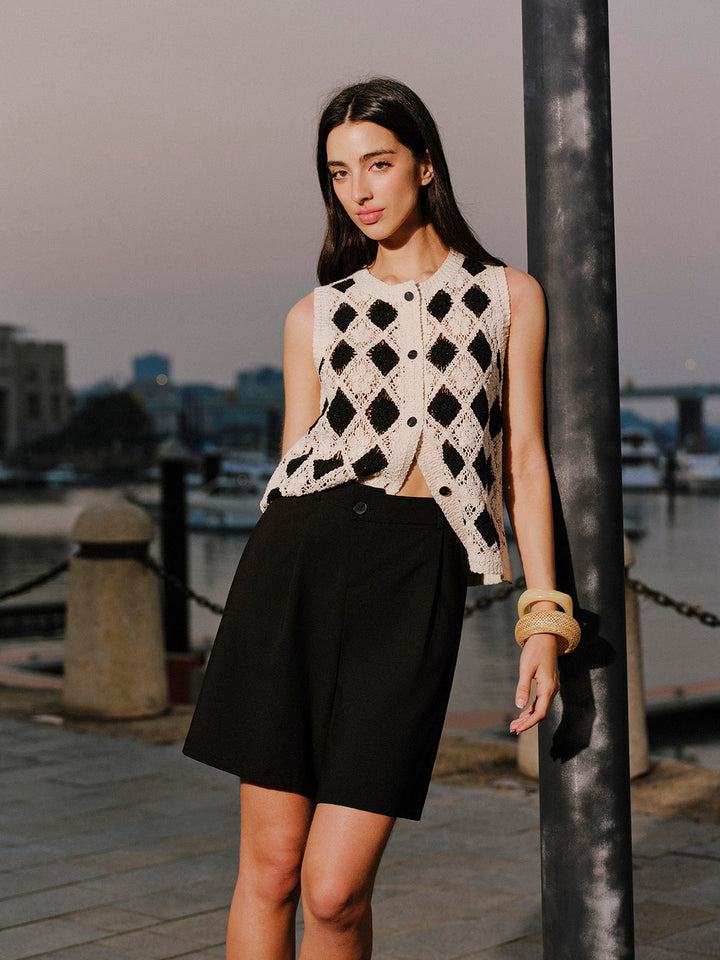 Gilet en tricot à motif diamant brodé