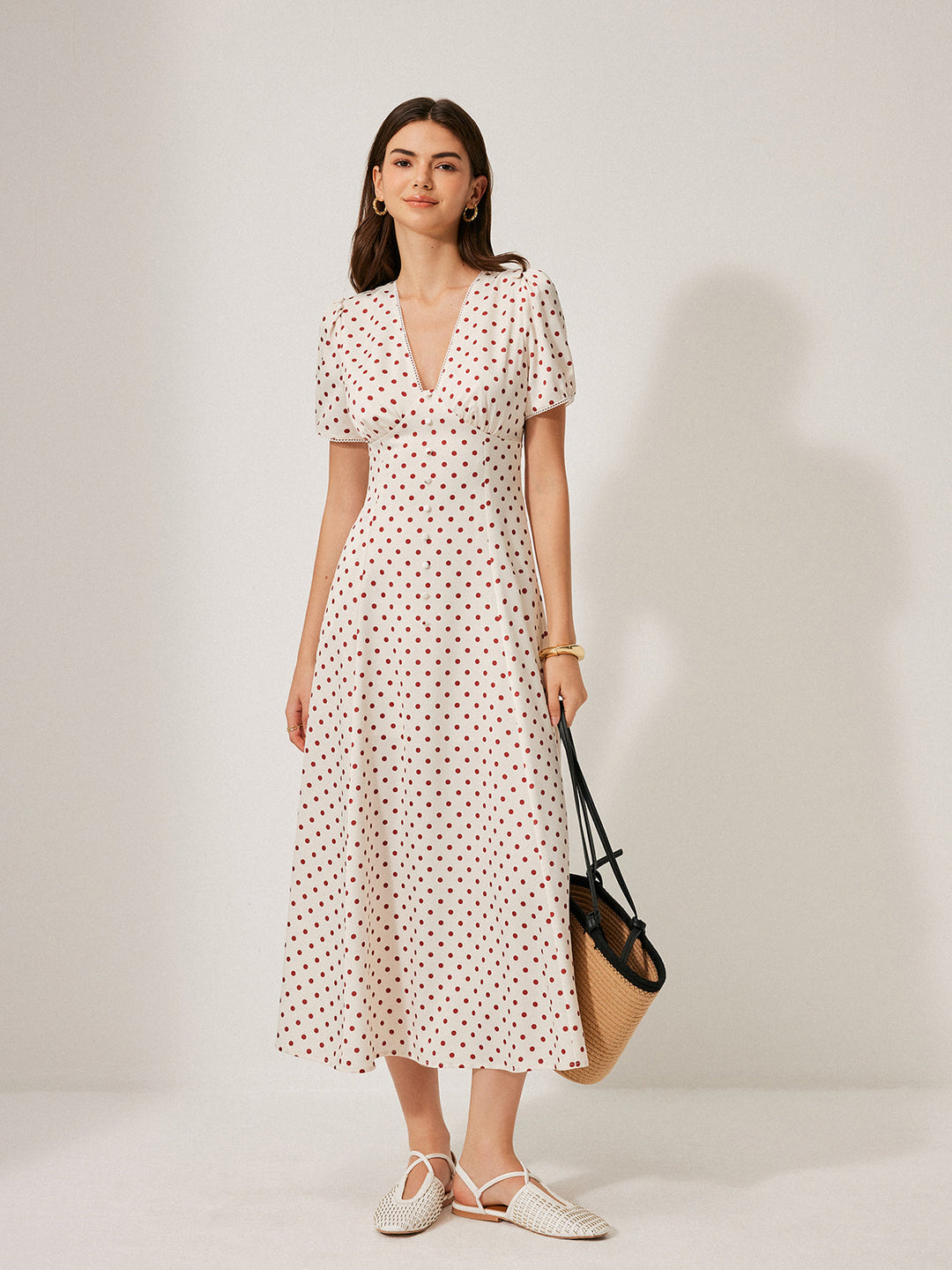 Robe à pois avec manches bouffantes