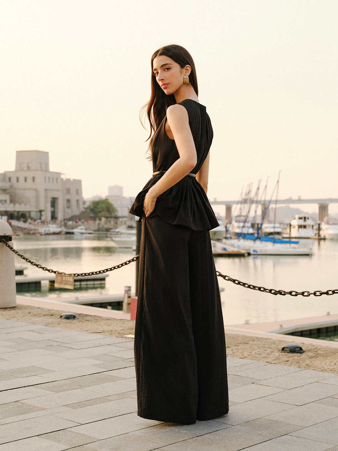 Ensemble Pantalon Large Ceinture Haut Peplum