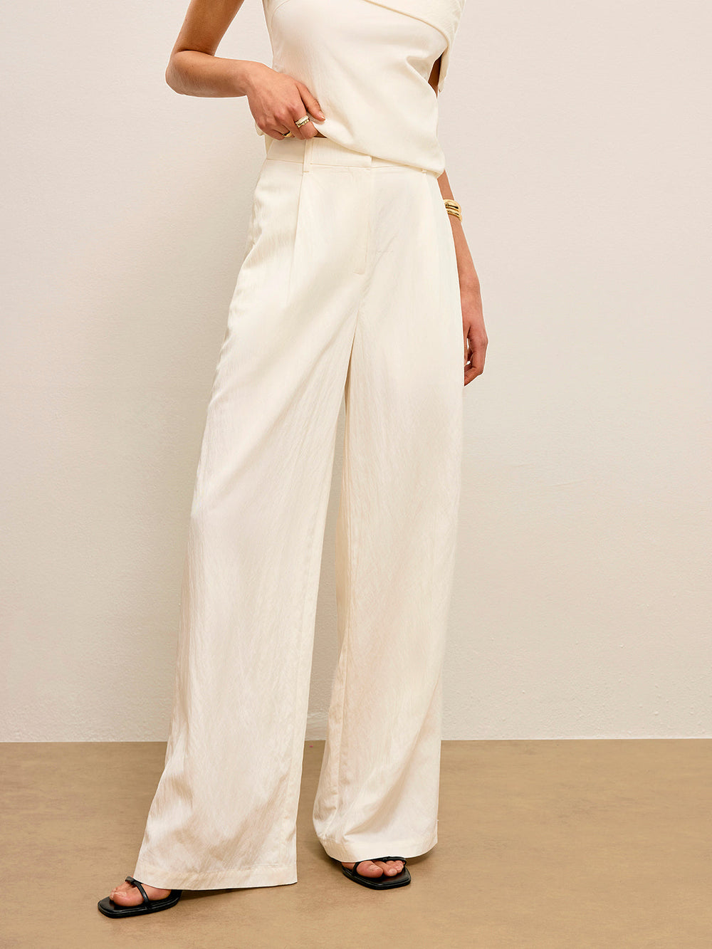 Pantalon mi-taille avec détail de poche