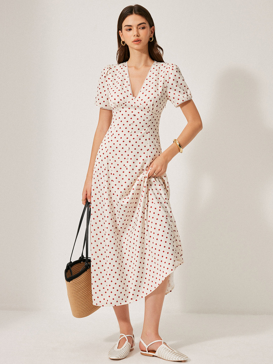 Robe à pois avec manches bouffantes