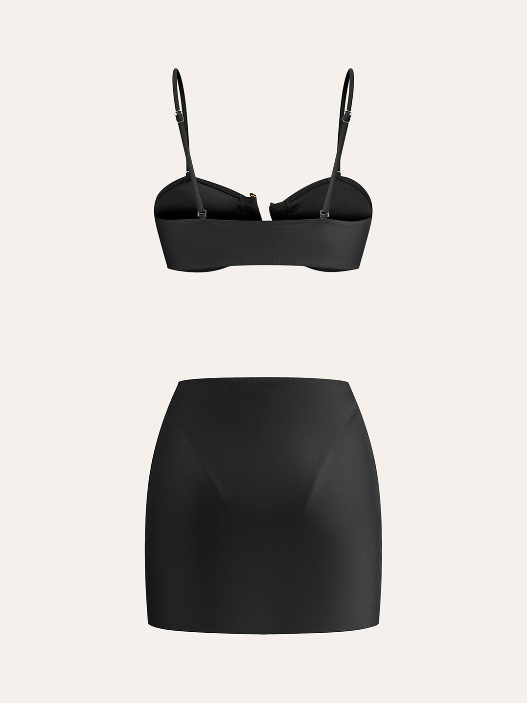 Ensemble Bikini Détaillé Doré Avec Jupe de Couverture
