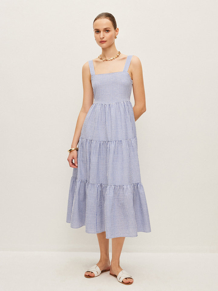 Robe sans manches à rayures et détails boutonnés