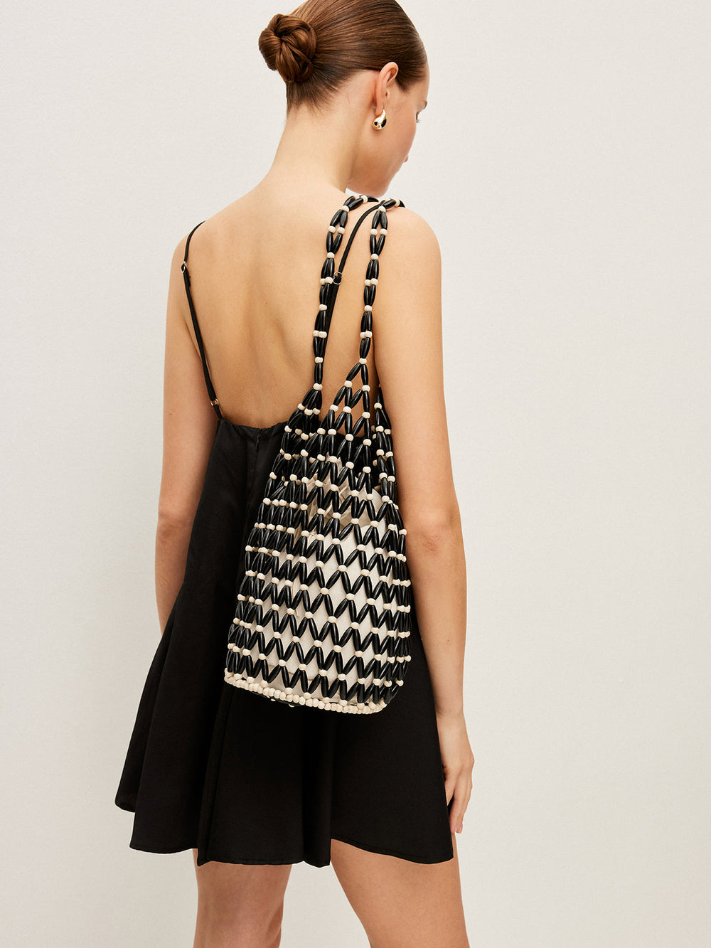 Panier cabas en perles tissées