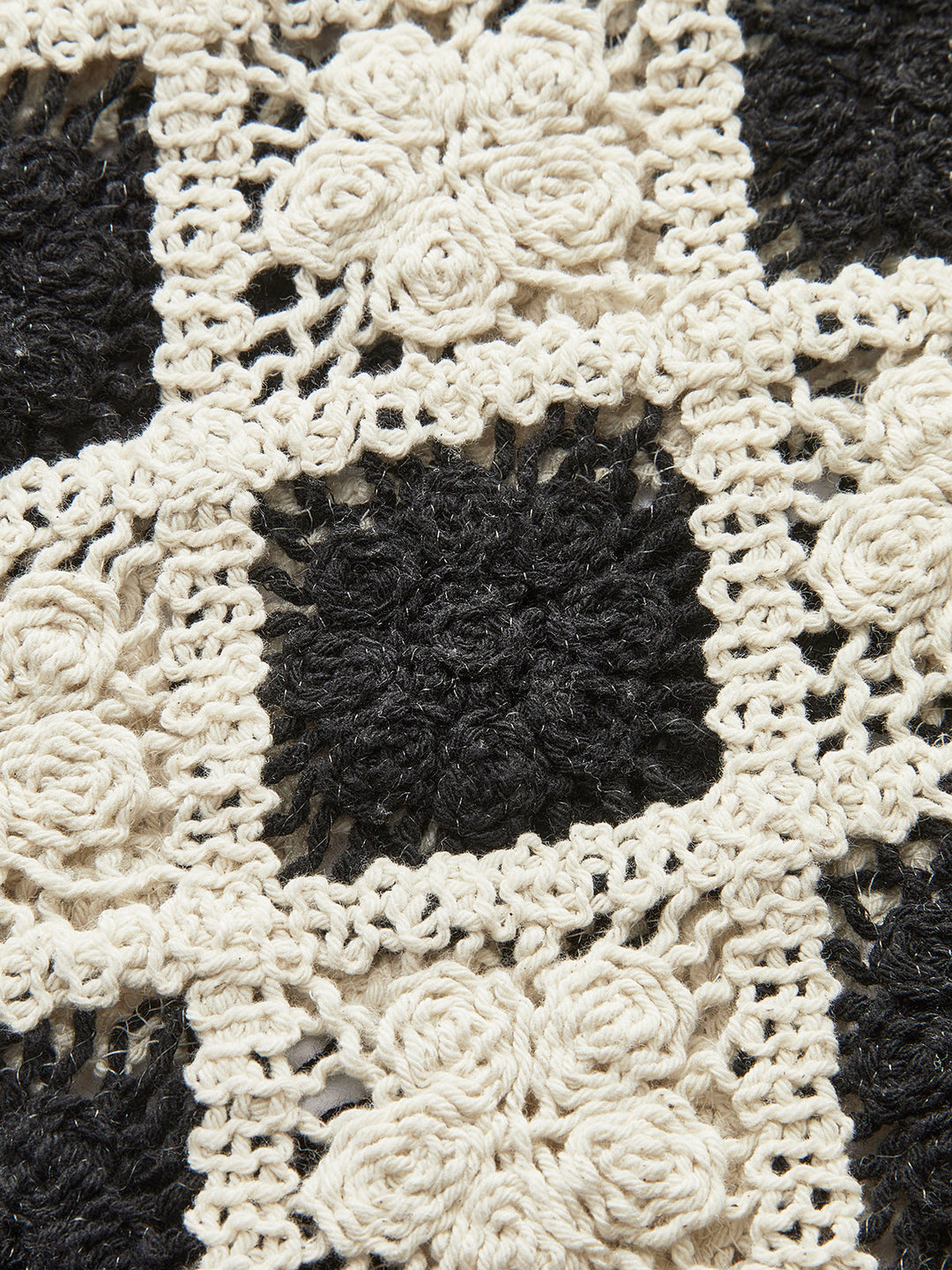 Gilet en tricot à motif diamant brodé