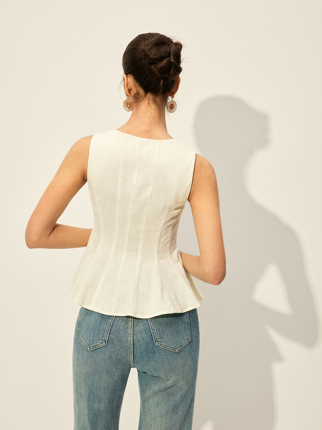 Haut Peplum à Boutons et Encolure Carrée