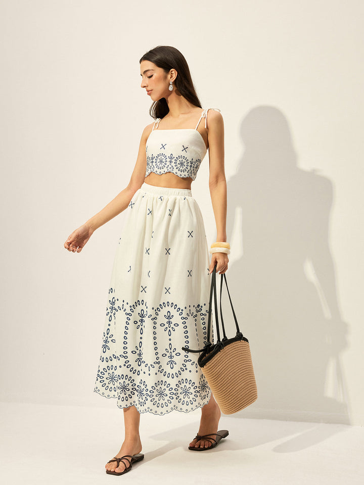 Ensemble jupe et haut court brodé