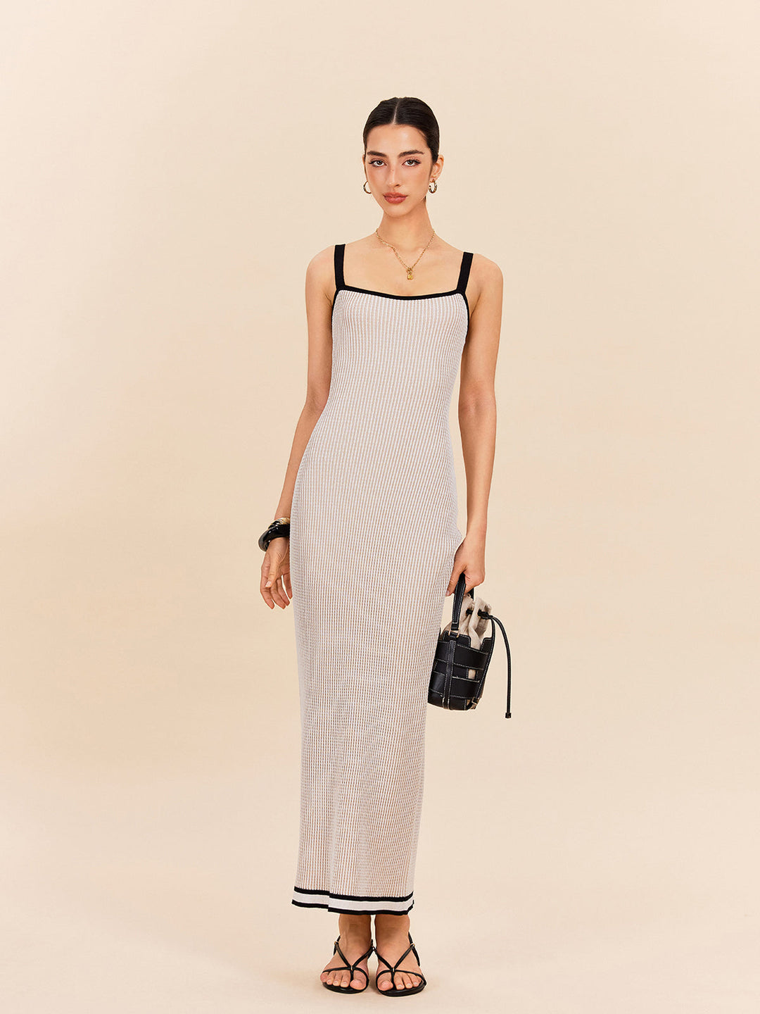 Robe Pull Col Roulé à Bretelles Contrastées à Rayures