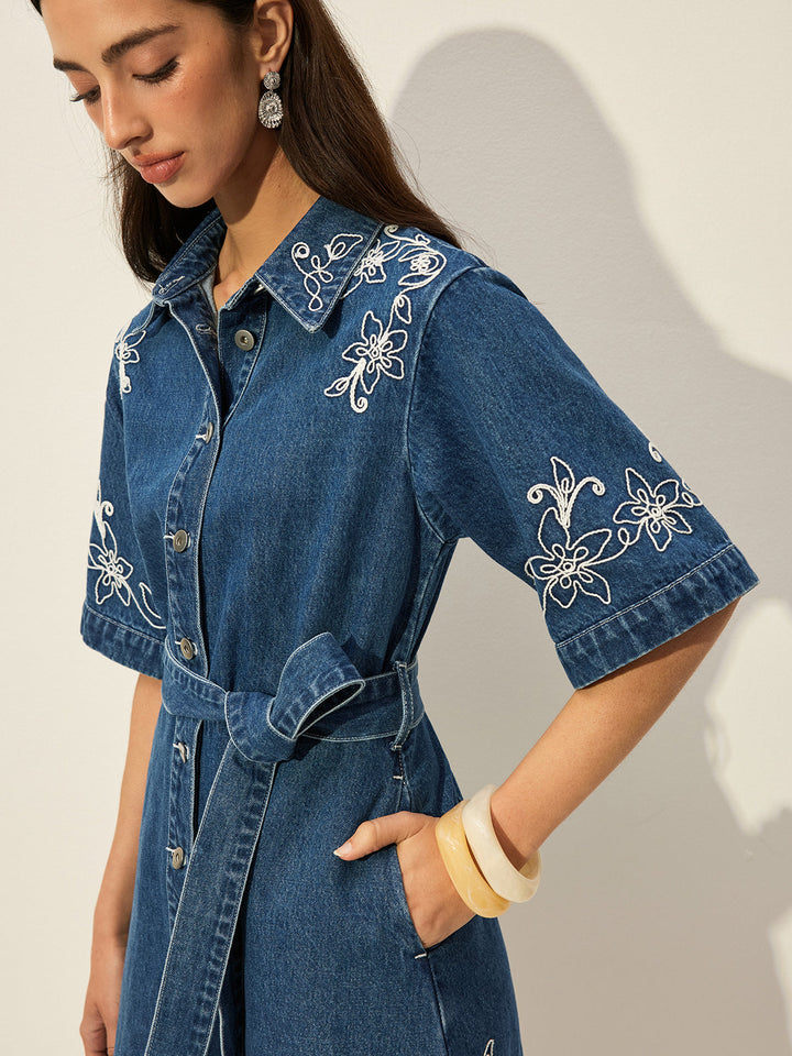 Robe Chemise En Jean Brodé Avec Ceinture