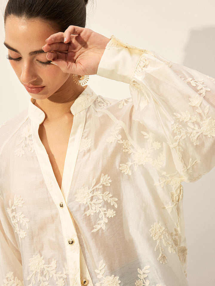 Blouse Boutonnée Semi-Transparente Brodé