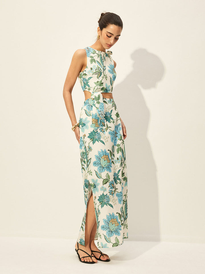 Robe à découpes florales