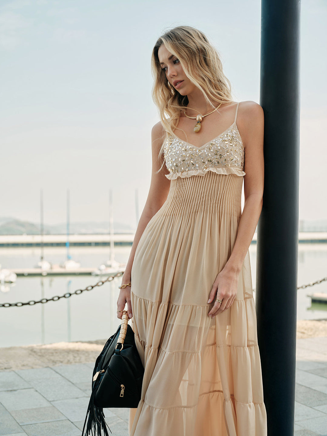 Robe Habillée Brodé Semi-Transparent à Volants