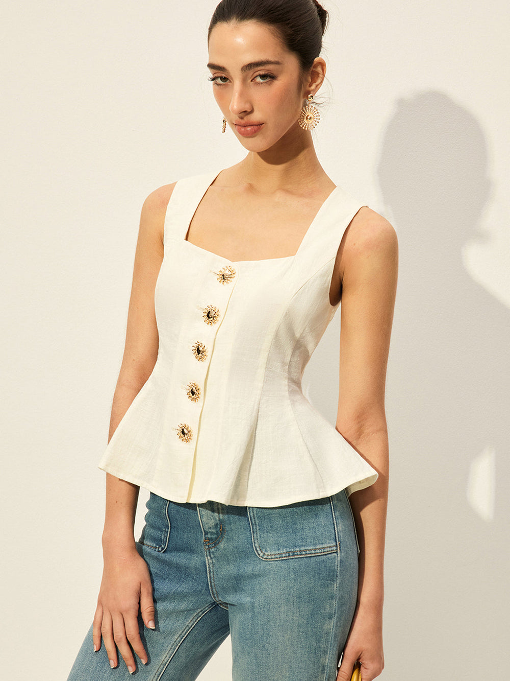 Haut Peplum à Boutons et Encolure Carrée