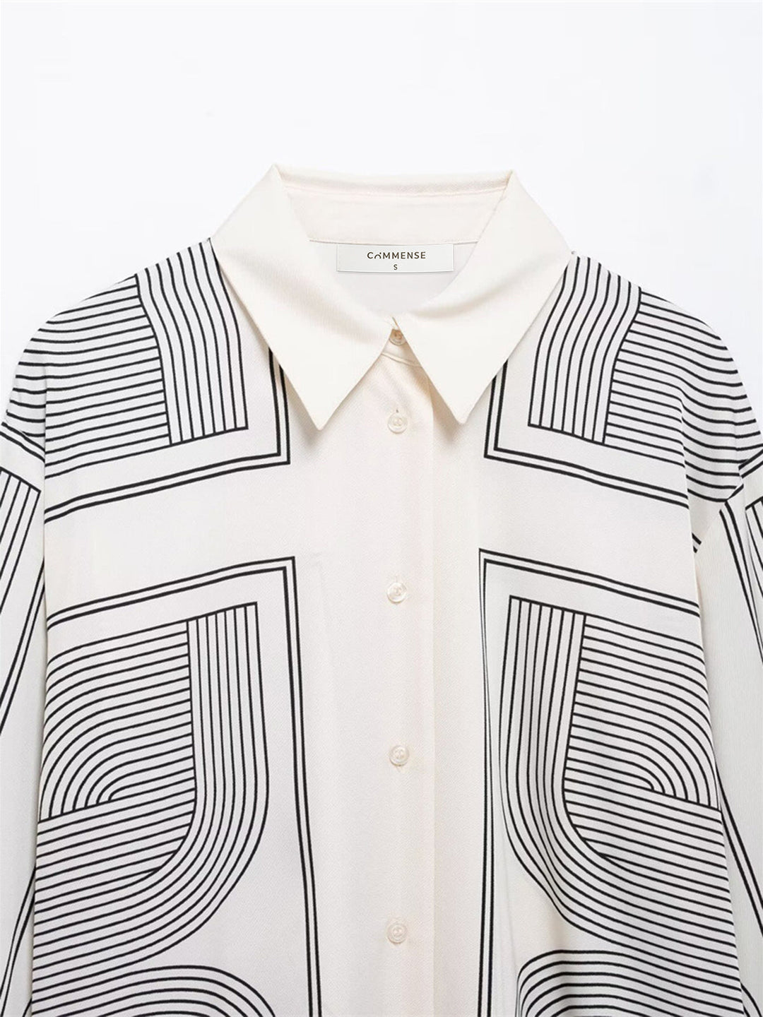 Chemise à revers géométrique