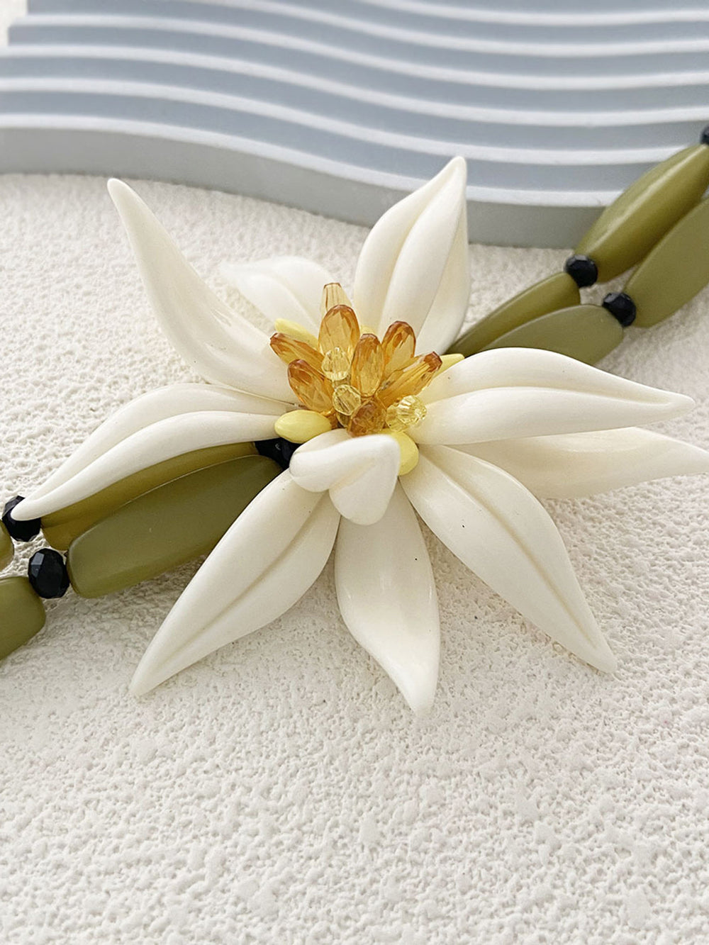 Bracelet à breloques florales
