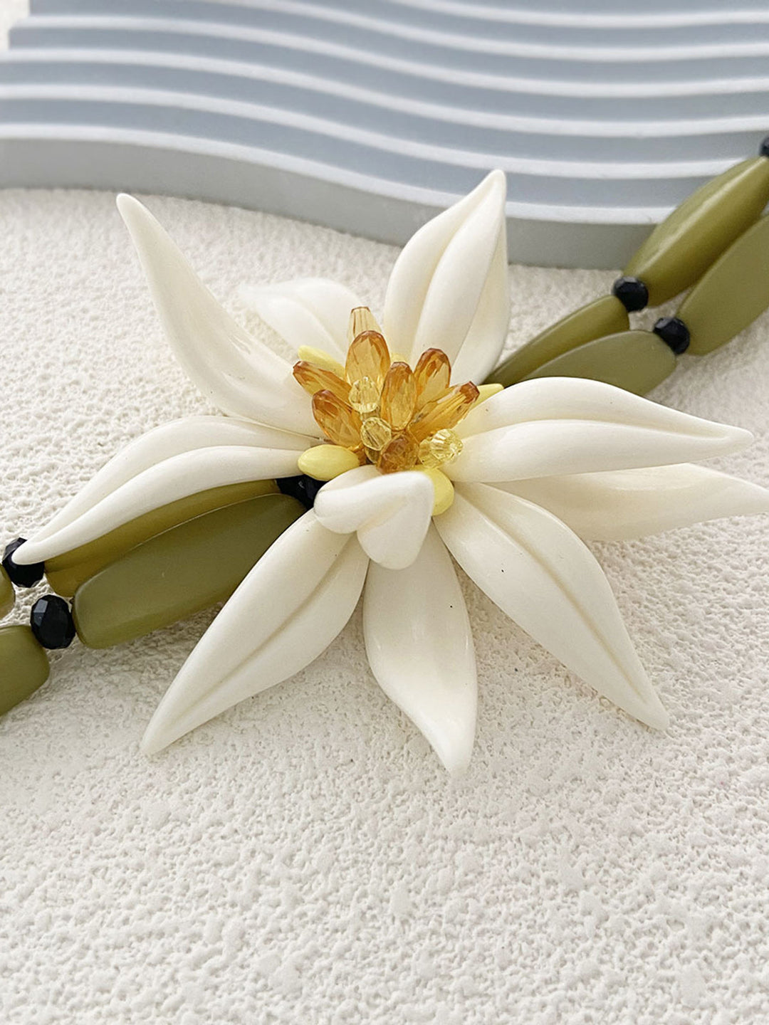 Bracelet à breloques florales