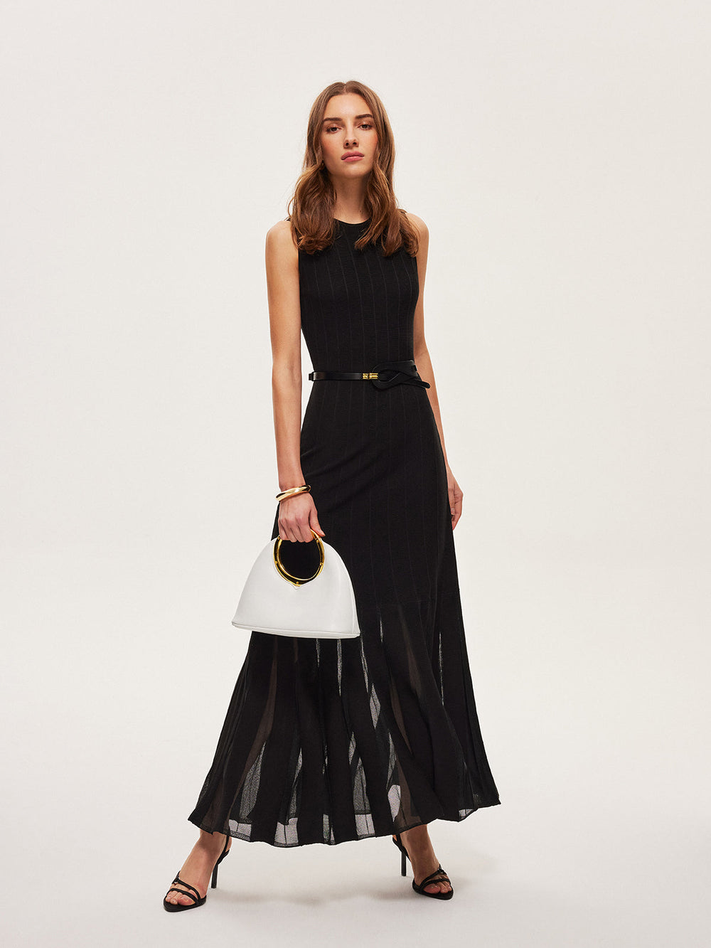 Robe Longue Évasée en Maille Semi-Transparente Sans Ceinture