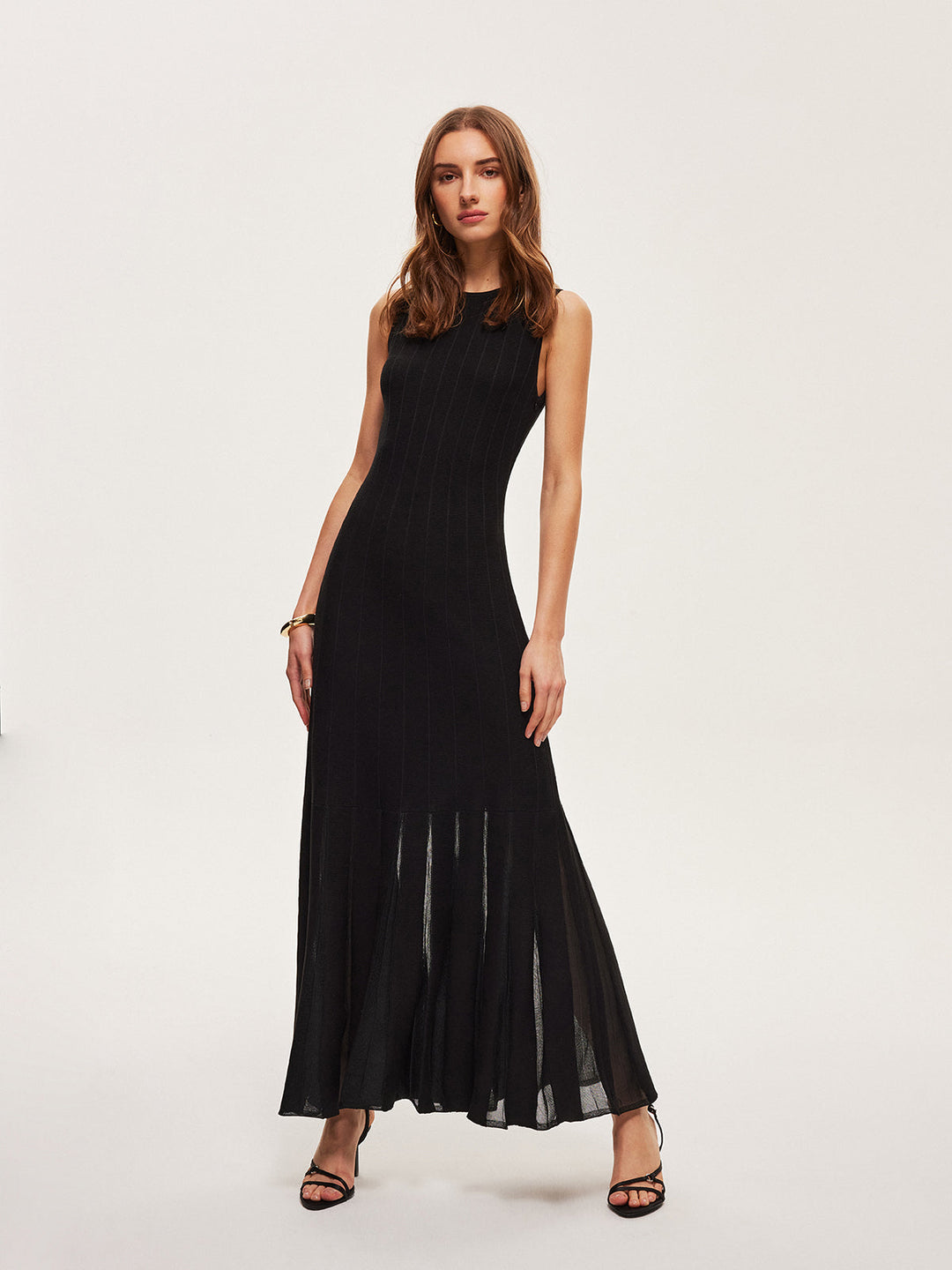 Robe Longue Évasée en Maille Semi-Transparente Sans Ceinture