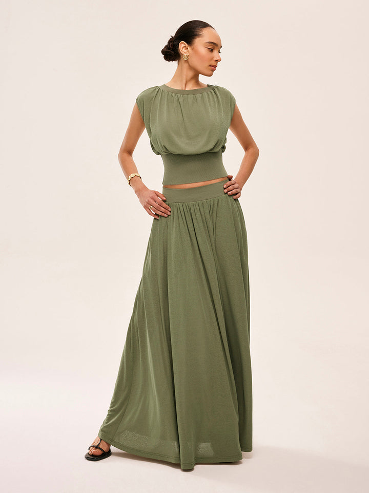 Ensemble haut à taille froncée et jupe fluide