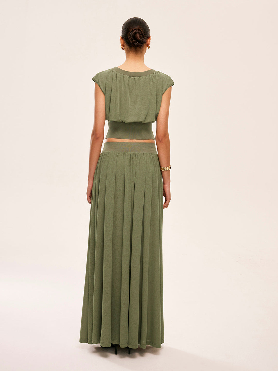 Ensemble haut à taille froncée et jupe fluide