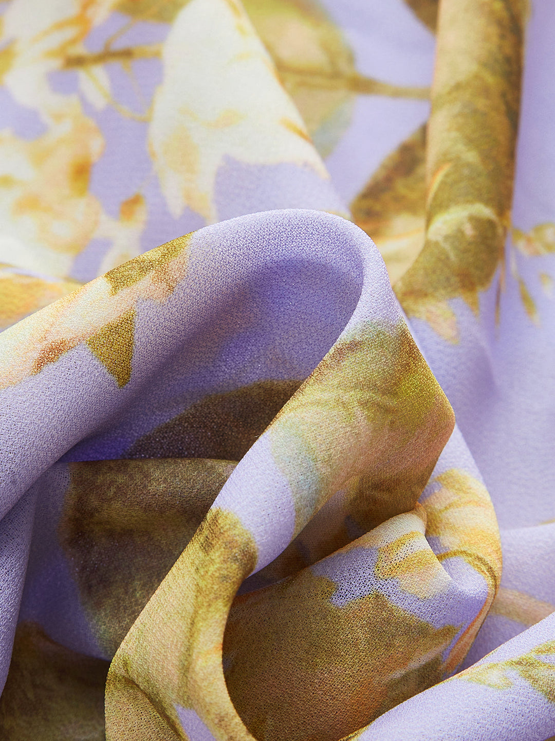 Couverture en maille avec ceinture et imprimé floral