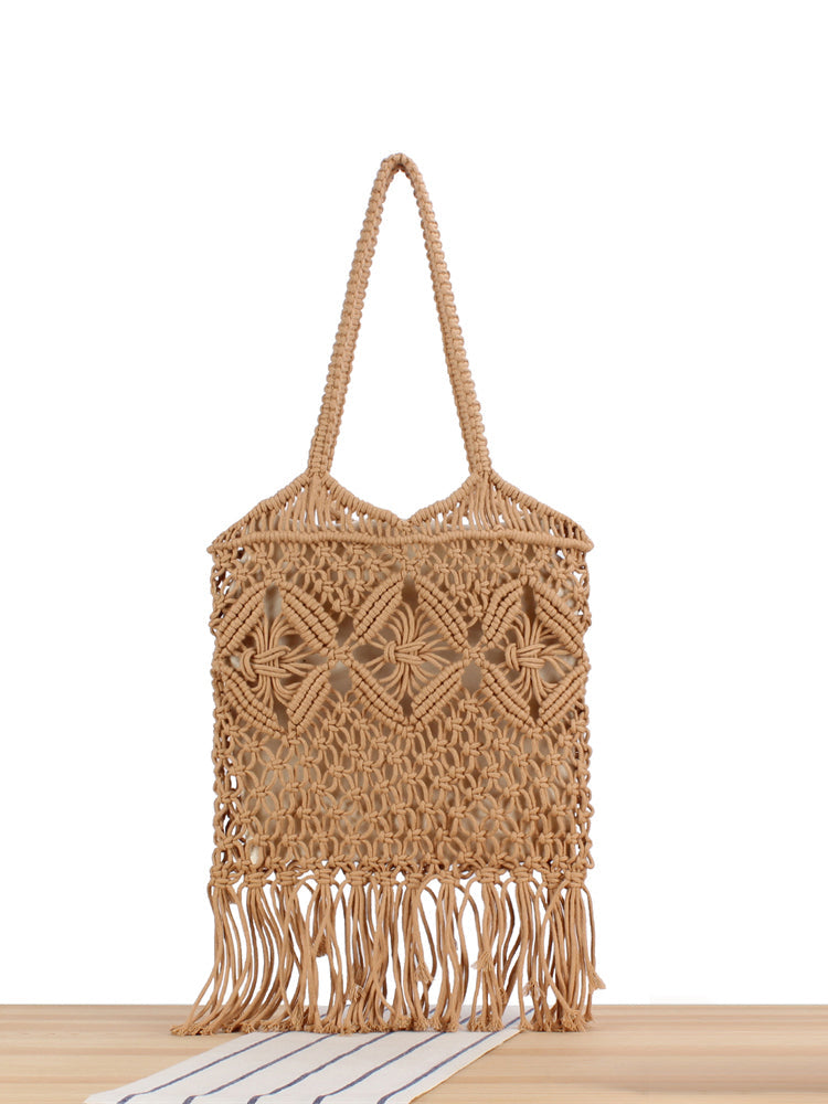 Sac à franges avec détail de paille creuse