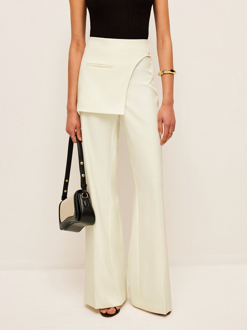 Pantalon taille mi-haute avec détail enveloppant