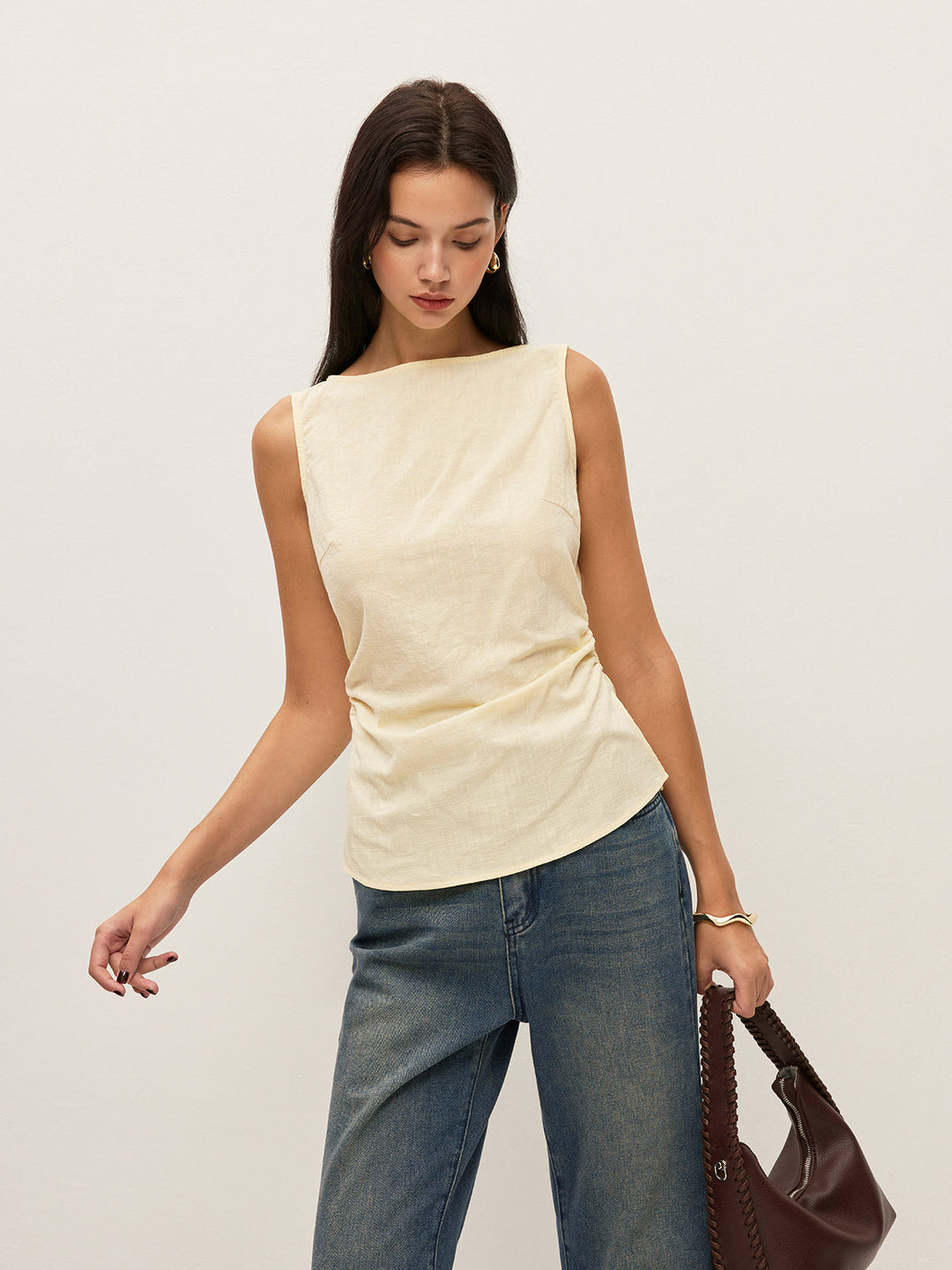 Blouse sans manches en coton uni à col bateau et taille froncée