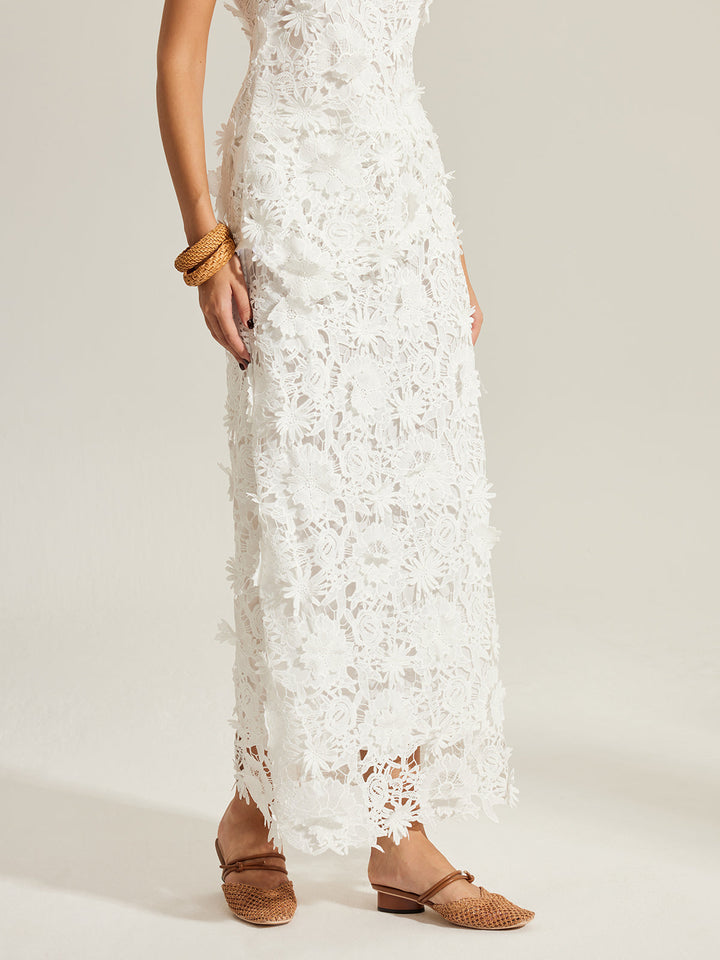 Jupe en dentelle semi-transparente avec broderie florale