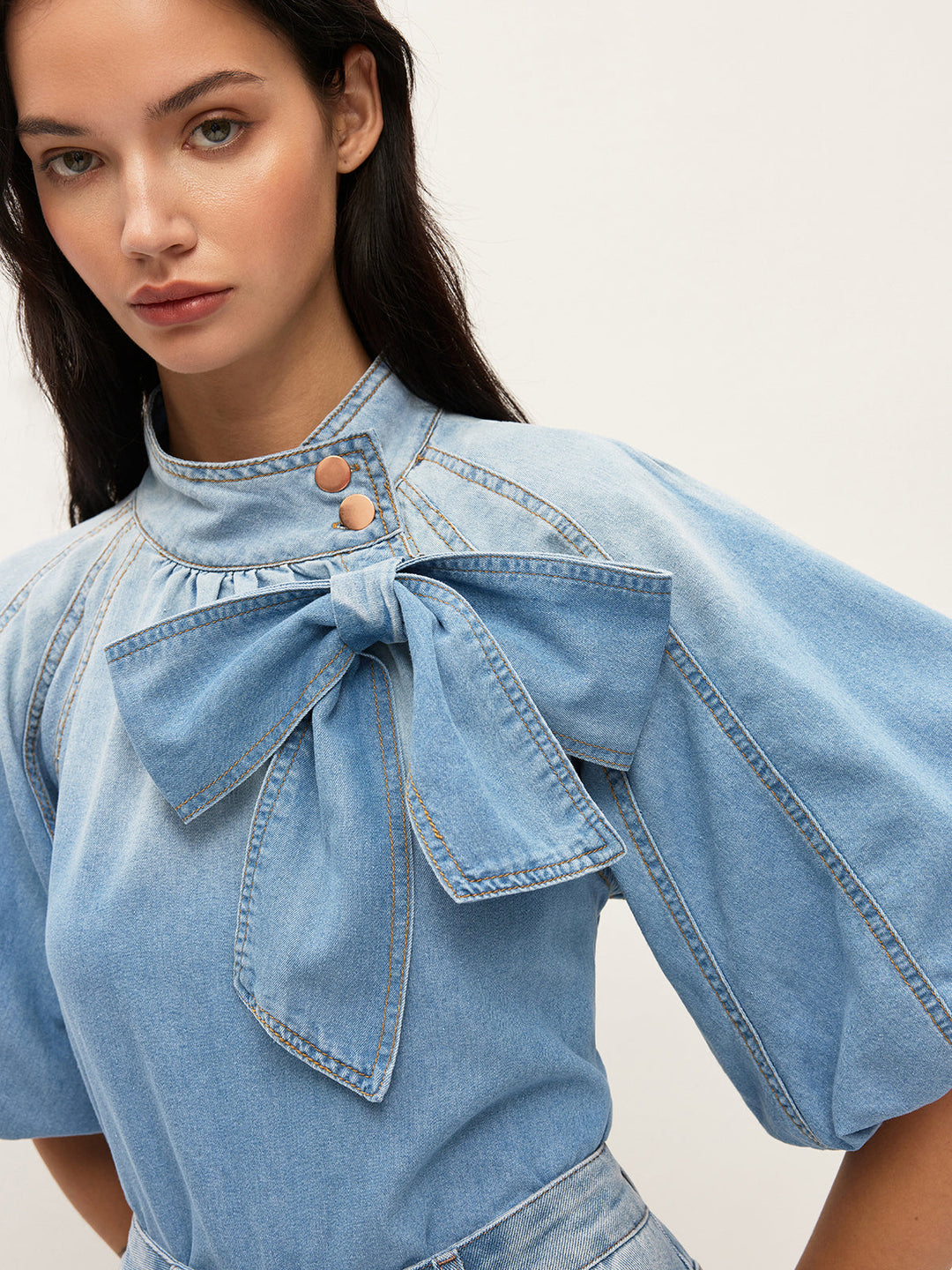 Top Manches Bouffantes En Denim Avec Détail Nœud