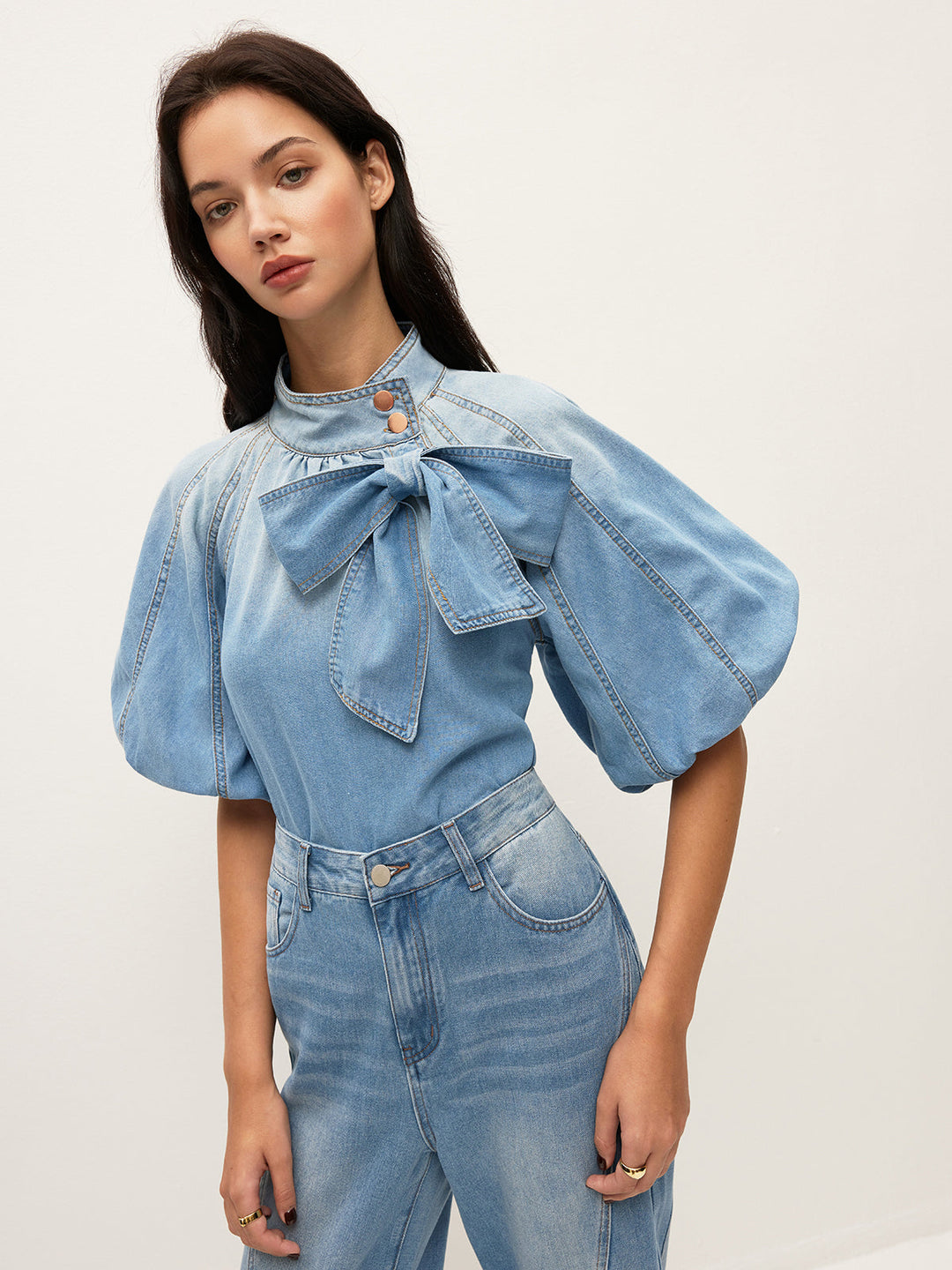 Top Manches Bouffantes En Denim Avec Détail Nœud