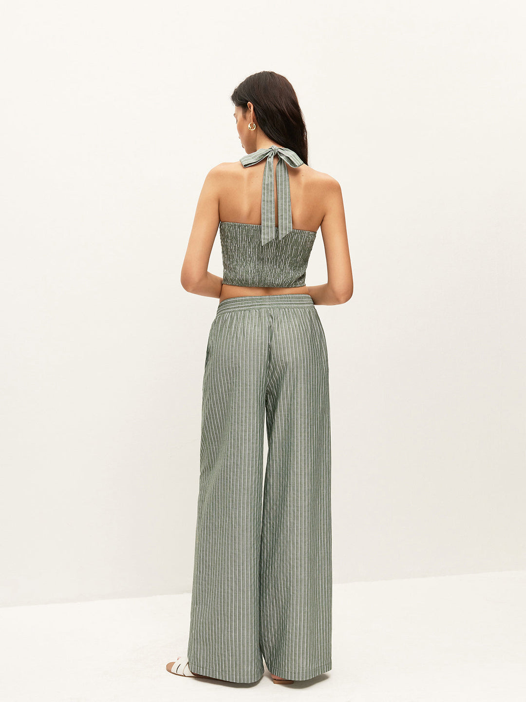 Ensemble haut bandeau à détails de boutons rayés avec pantalon