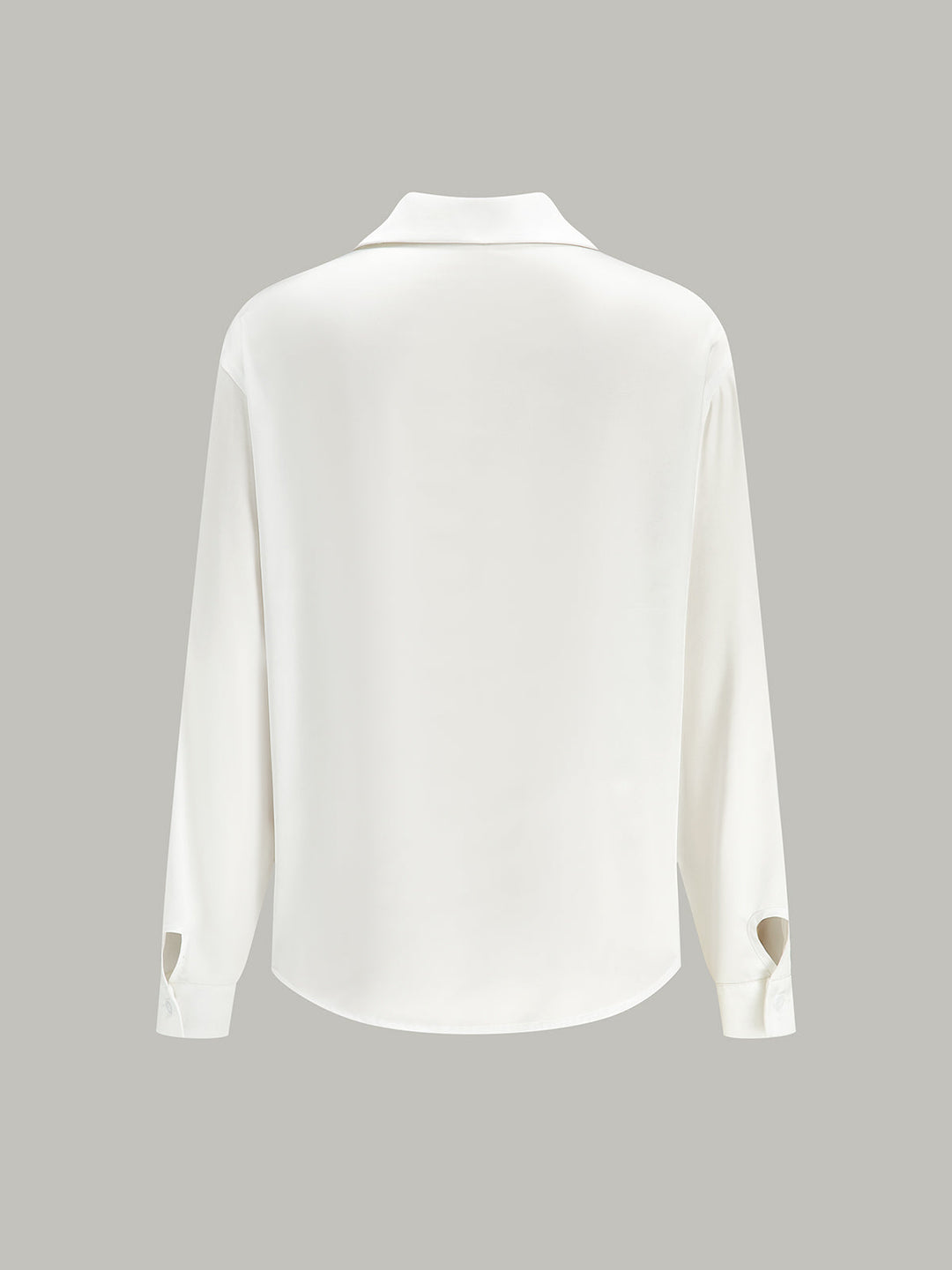 Chemise boutonnée à col écarté et manches longues