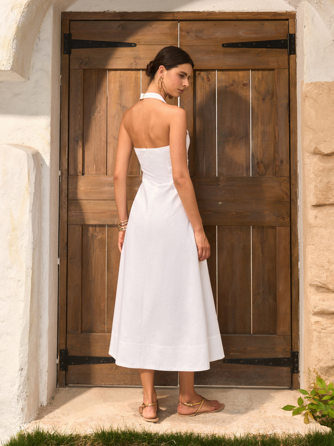 Robe à découpes en coton et lin avec col bénitier