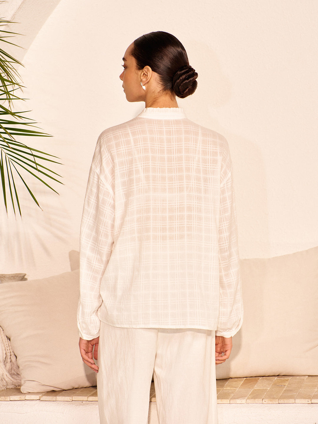 Chemise à nouer à franges semi-transparente