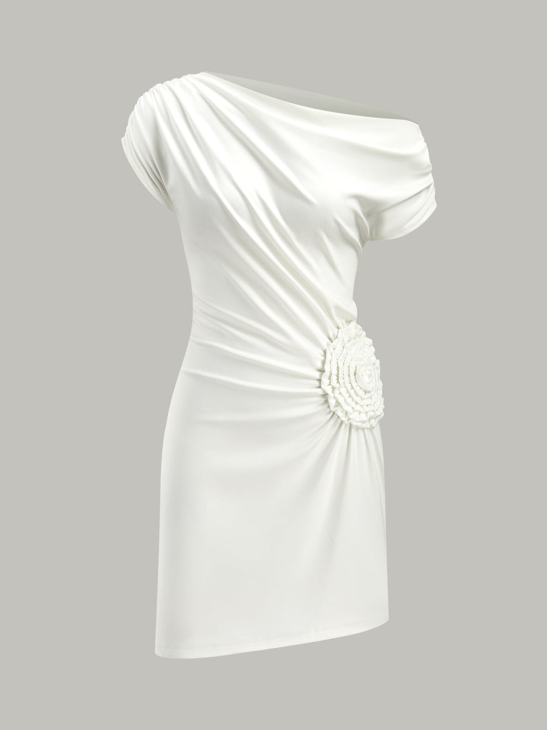 Robe à épaules dénudées avec détail rosette